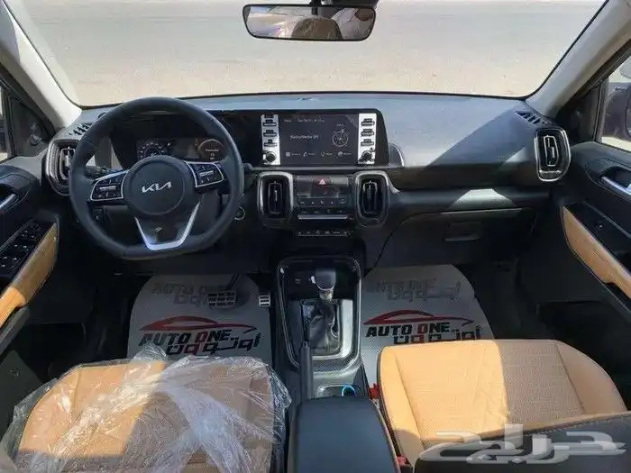 كيا سونيت فل كامل بفتحة سقف موديل 2024 كاش و تقسيط 3
