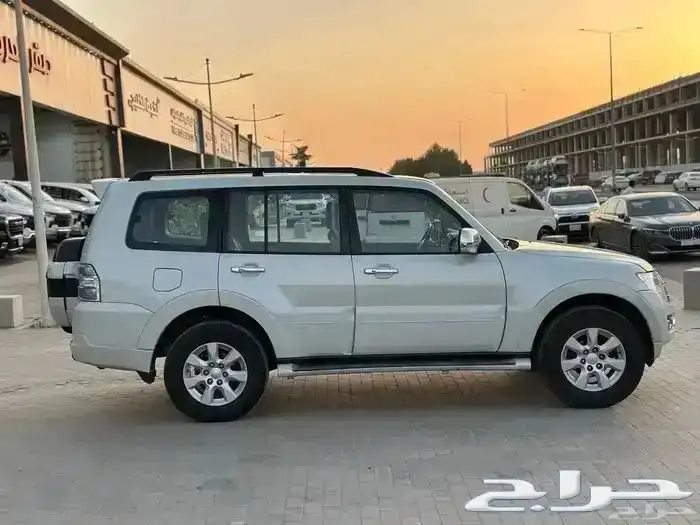 ميتسوبيشي باجيرو فل كامل 2019 8