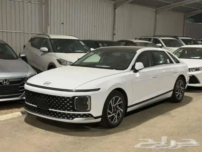 ازيرا 2025 كلاسيك و اكسلوسيف و بريميوم و كالجرافي كاش واقساط 1