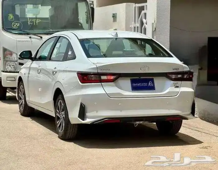 تويوتا يارس 2026 فئات استندر وفل كامل ( كاش - لقساط ) 2