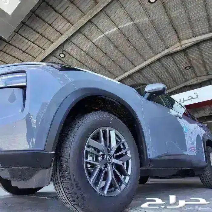 نيسان اكس تريل 5 و 7 راكب بافضل الاسعار لدينا 3