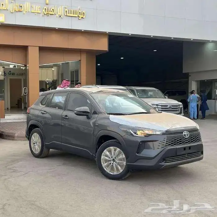 كورولا كروس LE موديل 2025 1