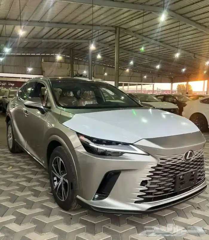 لكزس 2025 RX بنزين AA بلس 4