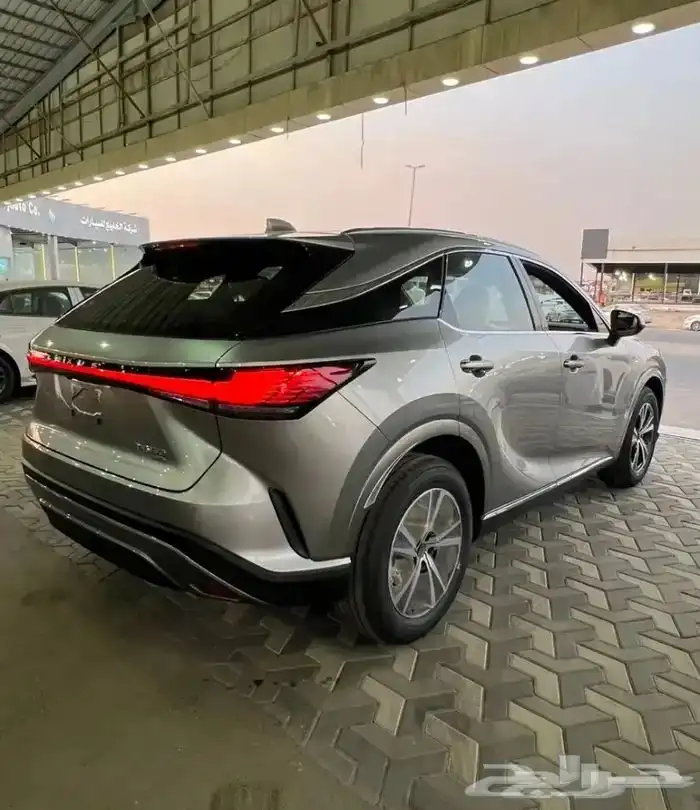 لكزس 2025 RX بنزين AA بلس 7