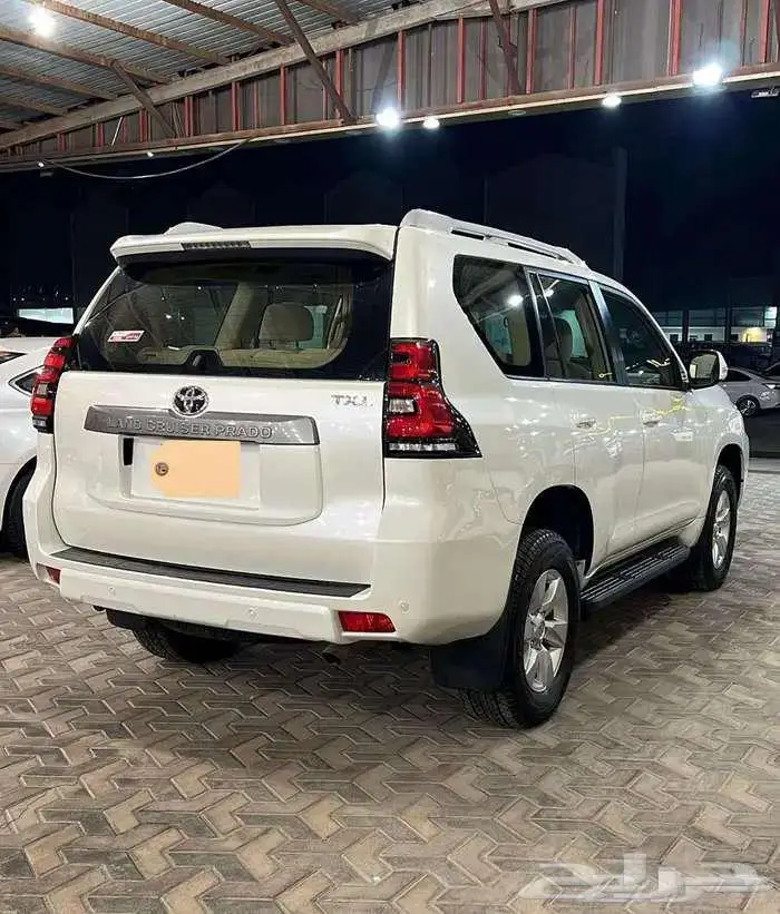 تويوتا برادو TXL 2021 سعودي 4 سلنر بنزين ممشي 83 الف 5