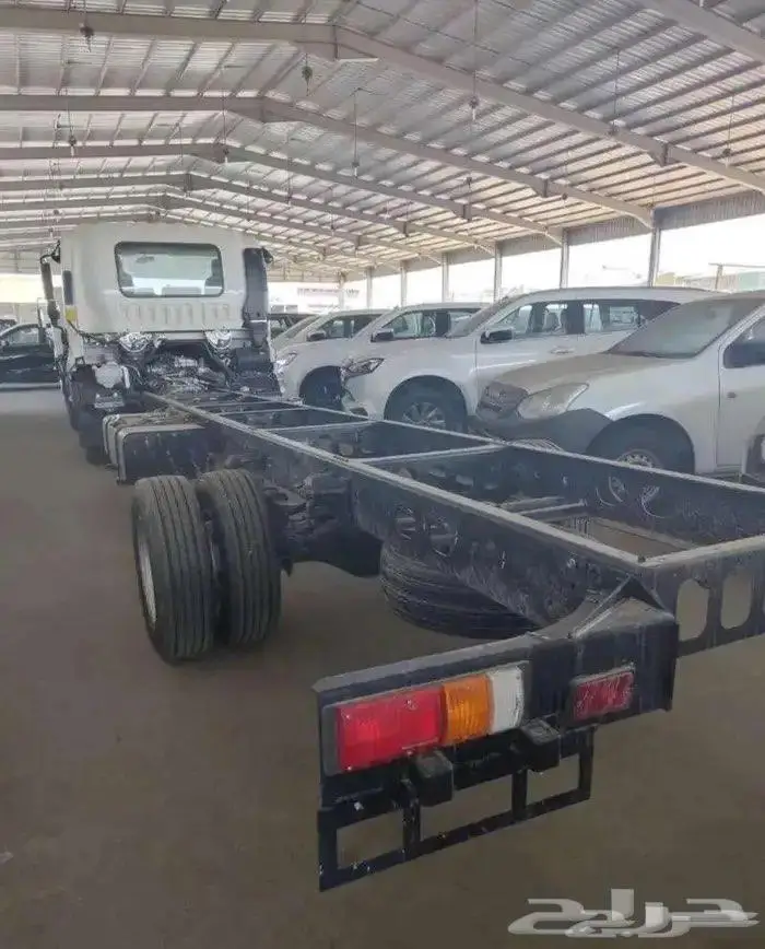 إيسوزو دينا 7 طن ونص FRR موديل 2025 1