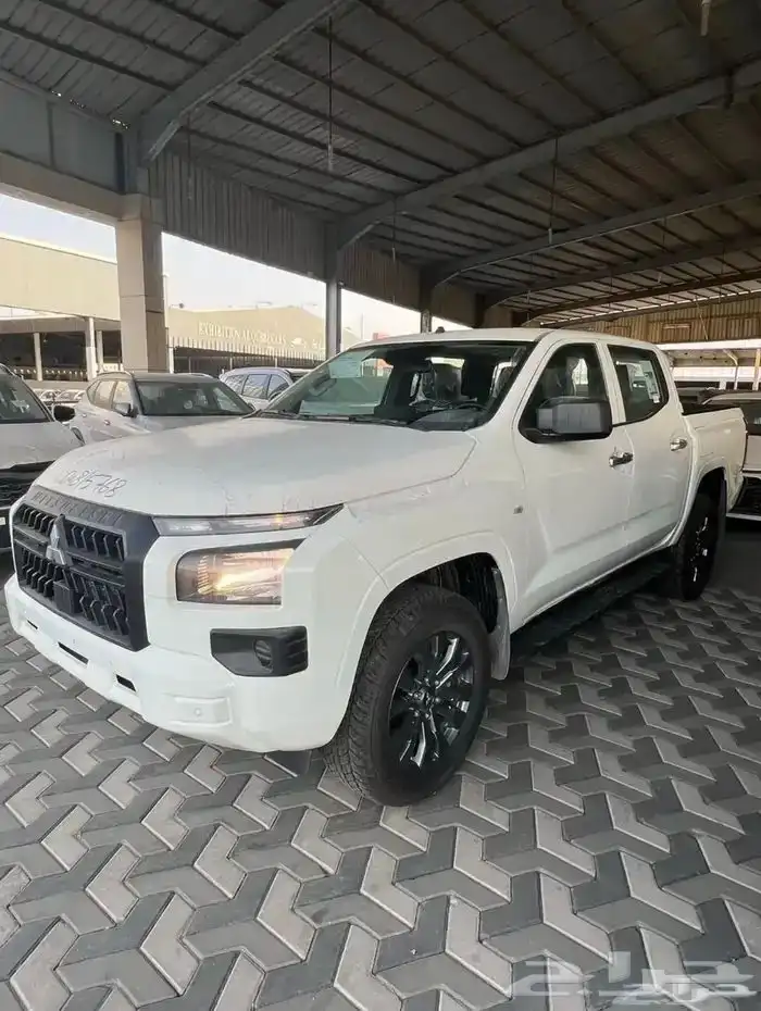 متسوبيشي L200 نص فل جنط 18 2024 2
