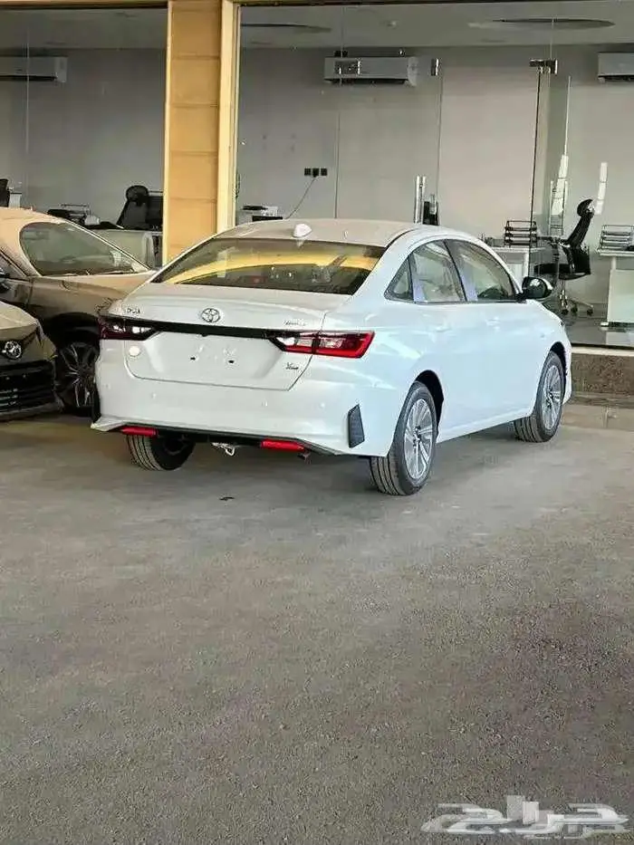 تويوتا يارس Y plus نص فل 2026 متوفر لدى الحسن 2