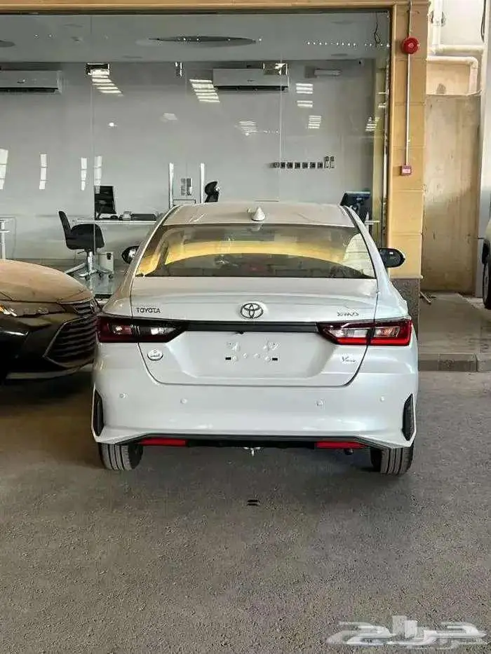 تويوتا يارس Y plus نص فل 2026 متوفر لدى الحسن 3