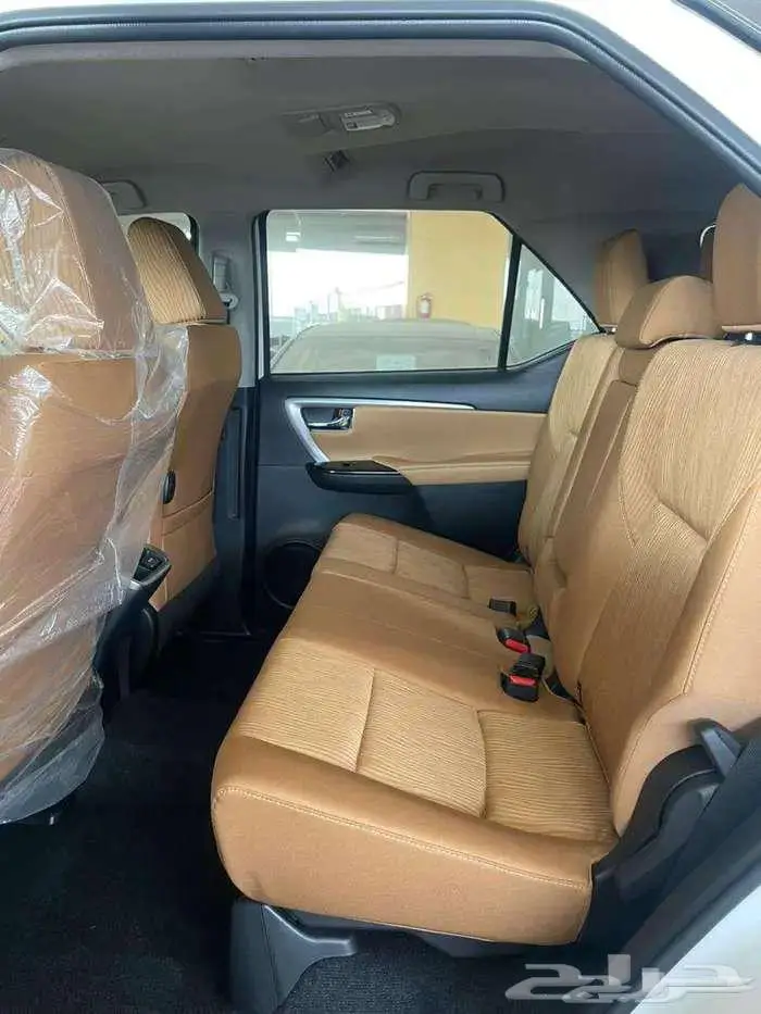 تويوتا فورتشنر VX1 بنزين خليجي 2025 متوفر لدى الحسن 6