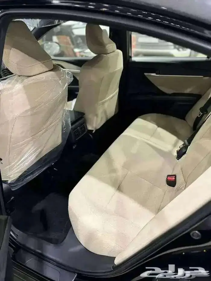 تويوتا كامري ستندر اصفار 2025 5