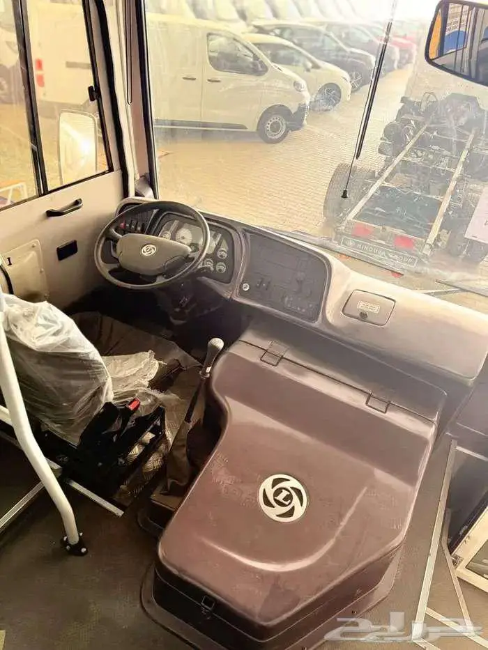 باص اشك ليلاند 64 راكب موديل 2026 سعر حصري 7