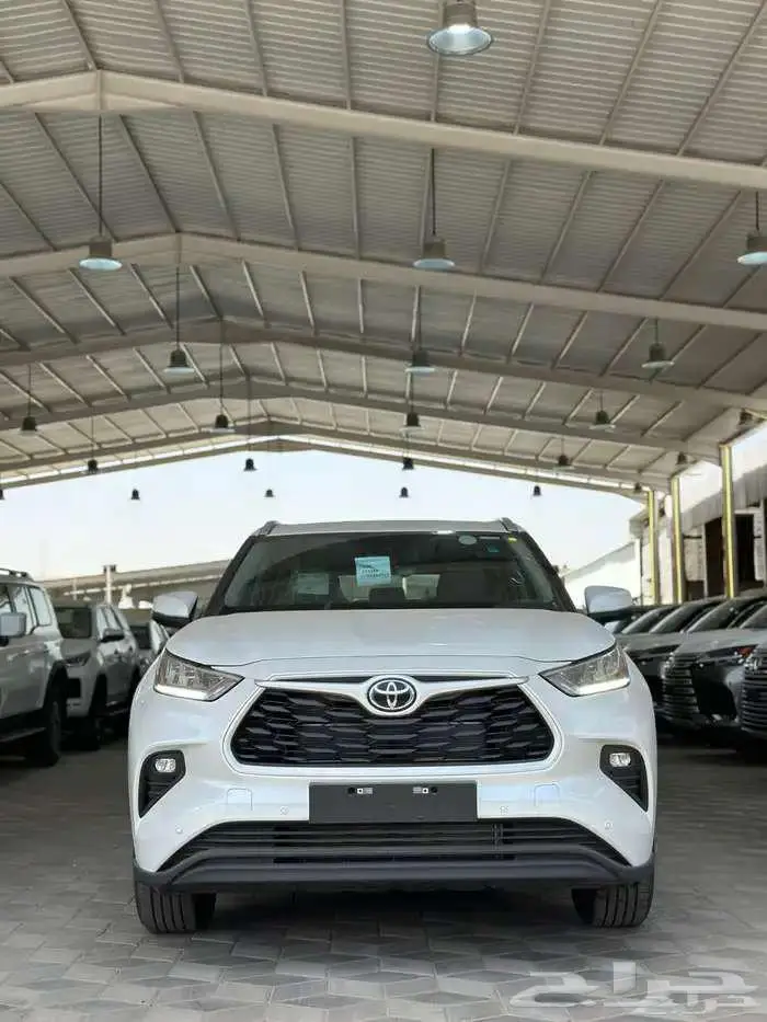 تويوتا هايلاندر GLE 2025 0