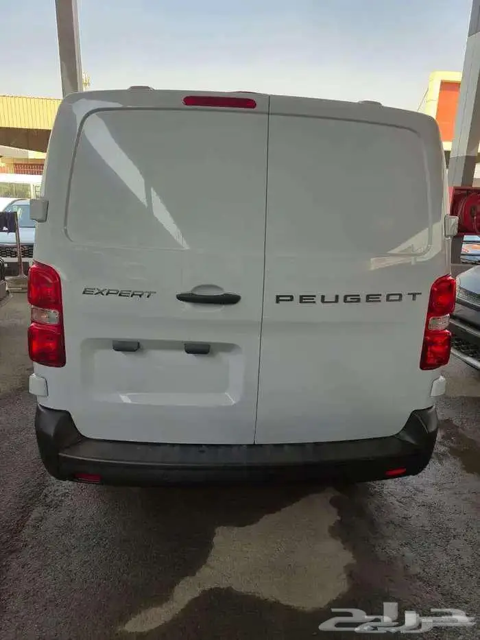 بيجو اكسبيرت بضاعة اوتوماتيك ديزل 2025 عرض خاص 6