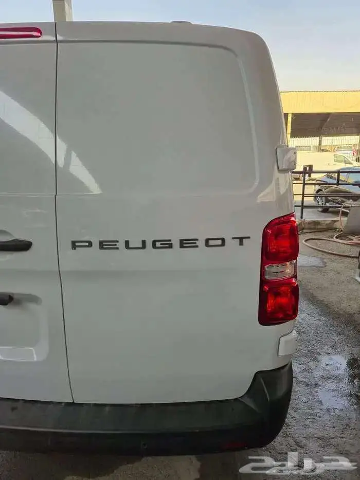 بيجو اكسبيرت بضاعة اوتوماتيك ديزل 2025 عرض خاص 3