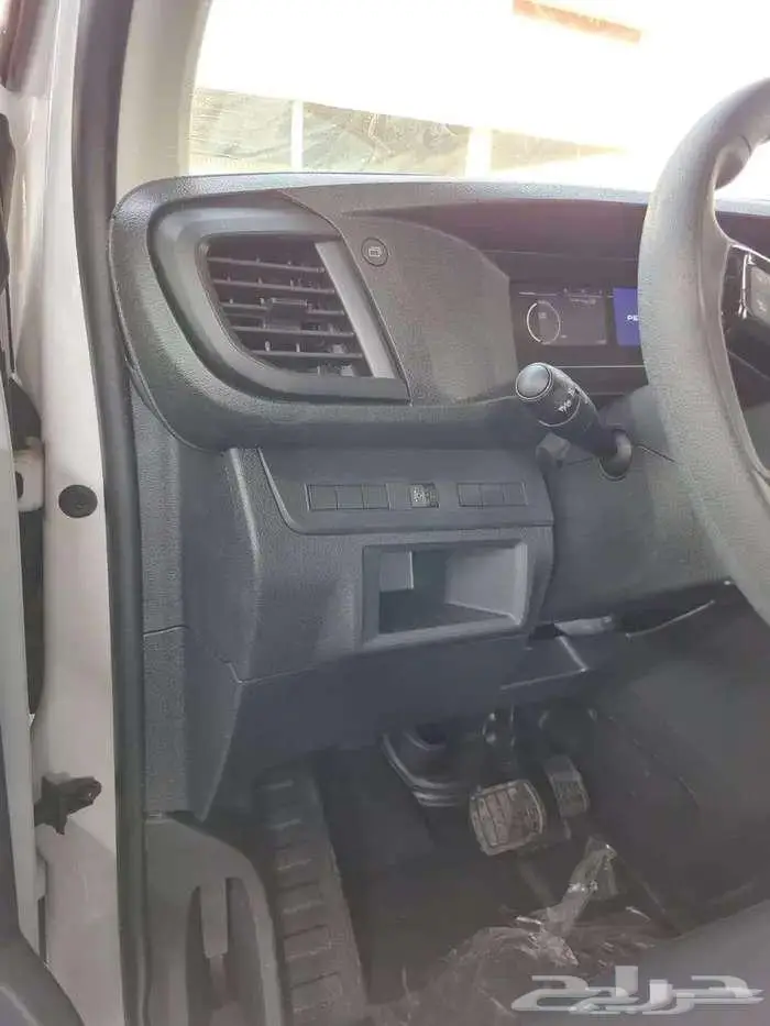 بيجو اكسبيرت بضاعة اوتوماتيك ديزل 2025 عرض خاص 15