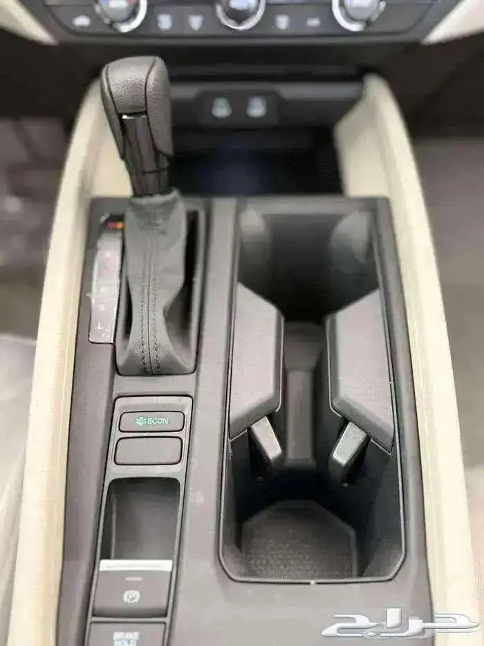 هوندا اكورد EX نص فل 2025 عرض خاص 11