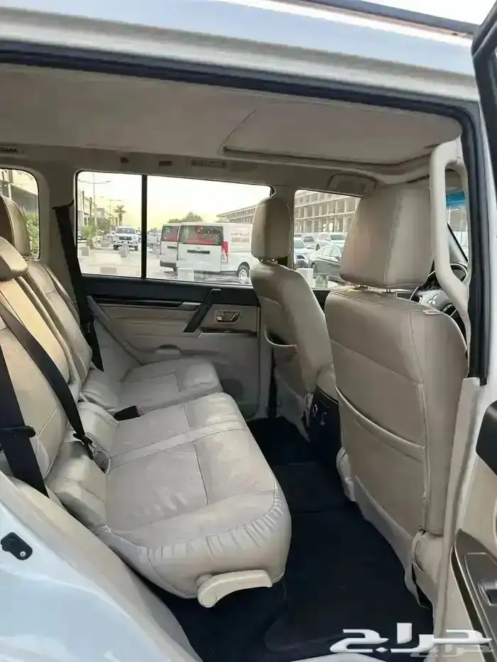 ميتسوبيشي باجيرو فل كامل 2019 10