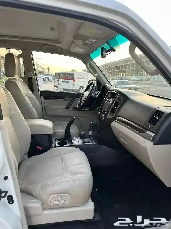 ميتسوبيشي باجيرو فل كامل 2019 9