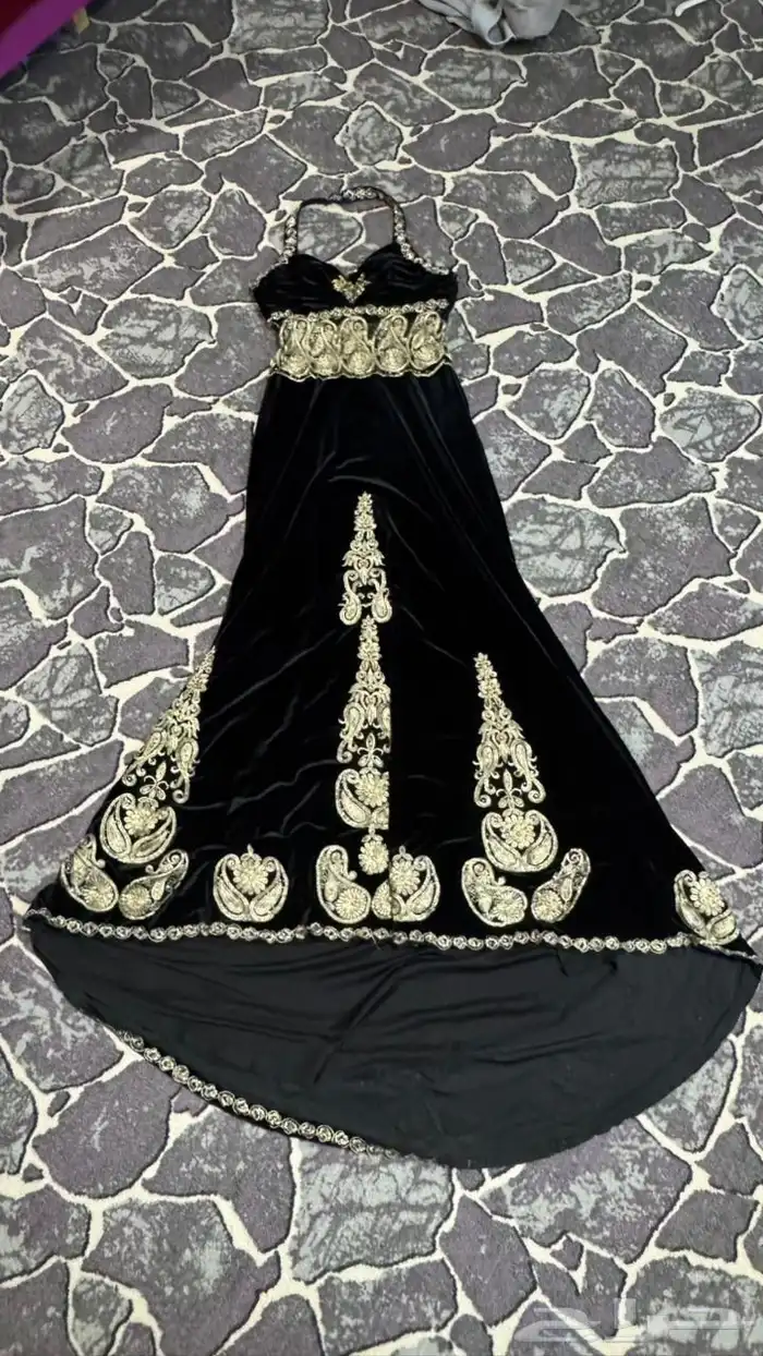 فساتين للبيع 2