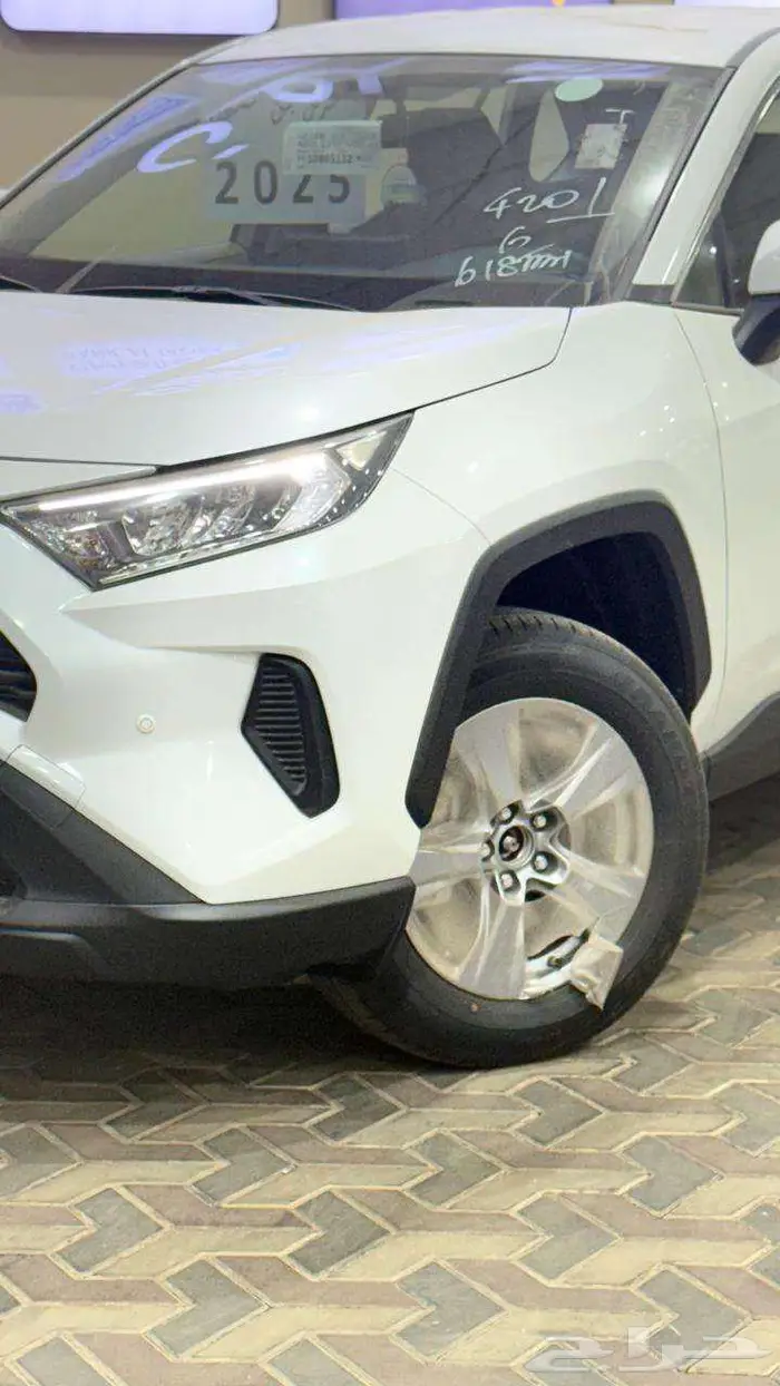 تويوتا راف فور LE استاندر دبل 2025 سعودي 5