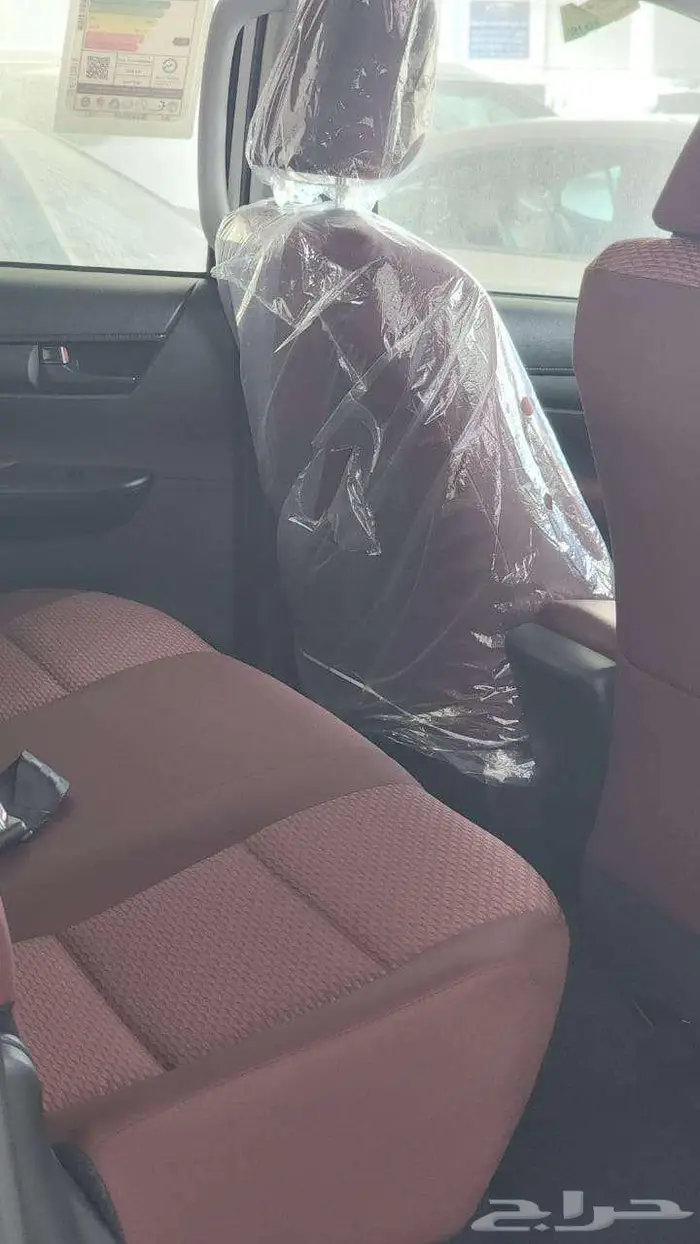 هايلوكس غمارتين DLX 4 4 توماتيك بنزين خليجي 2025 كاش وأقساط 10