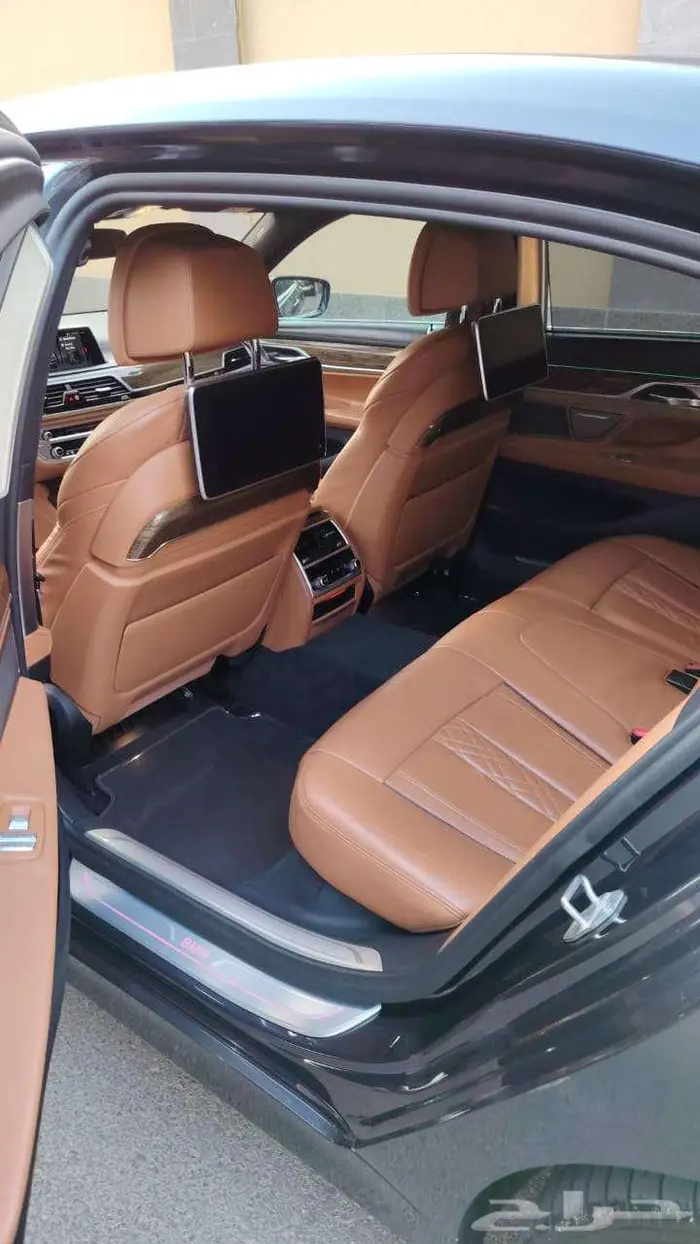 BMW 740 2018 3