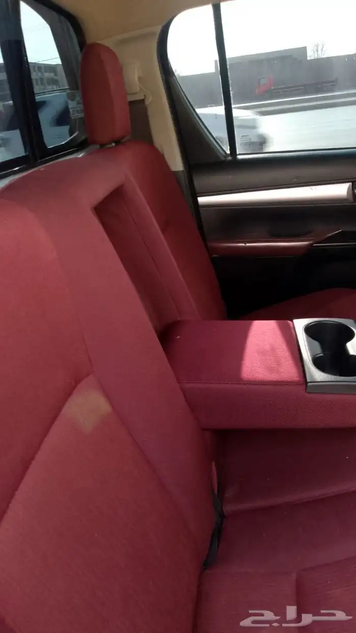 هايلكس 2017 مالك اول موتر نظيف على الشرط ممشاه العداد 400 3