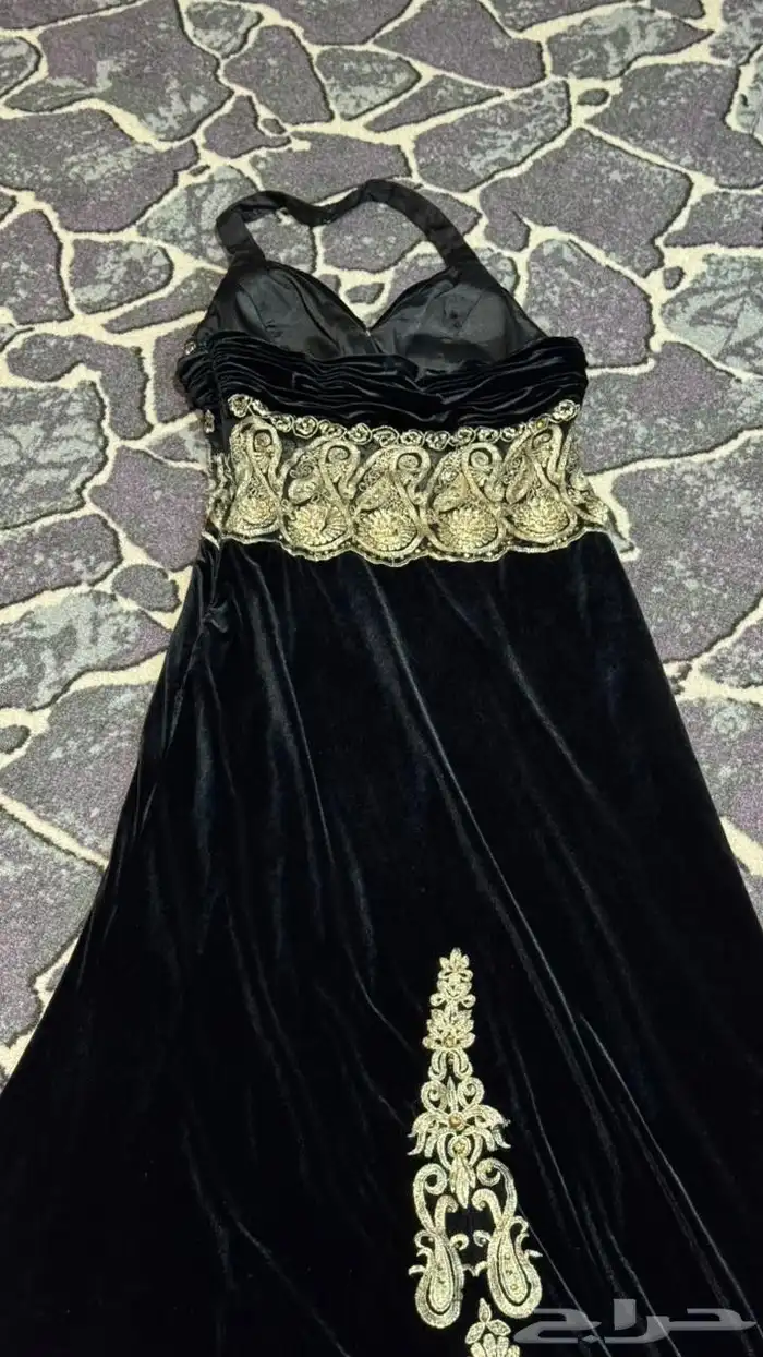 فساتين للبيع 3