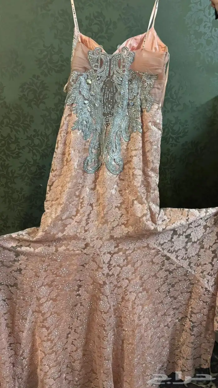 فساتين للبيع 8