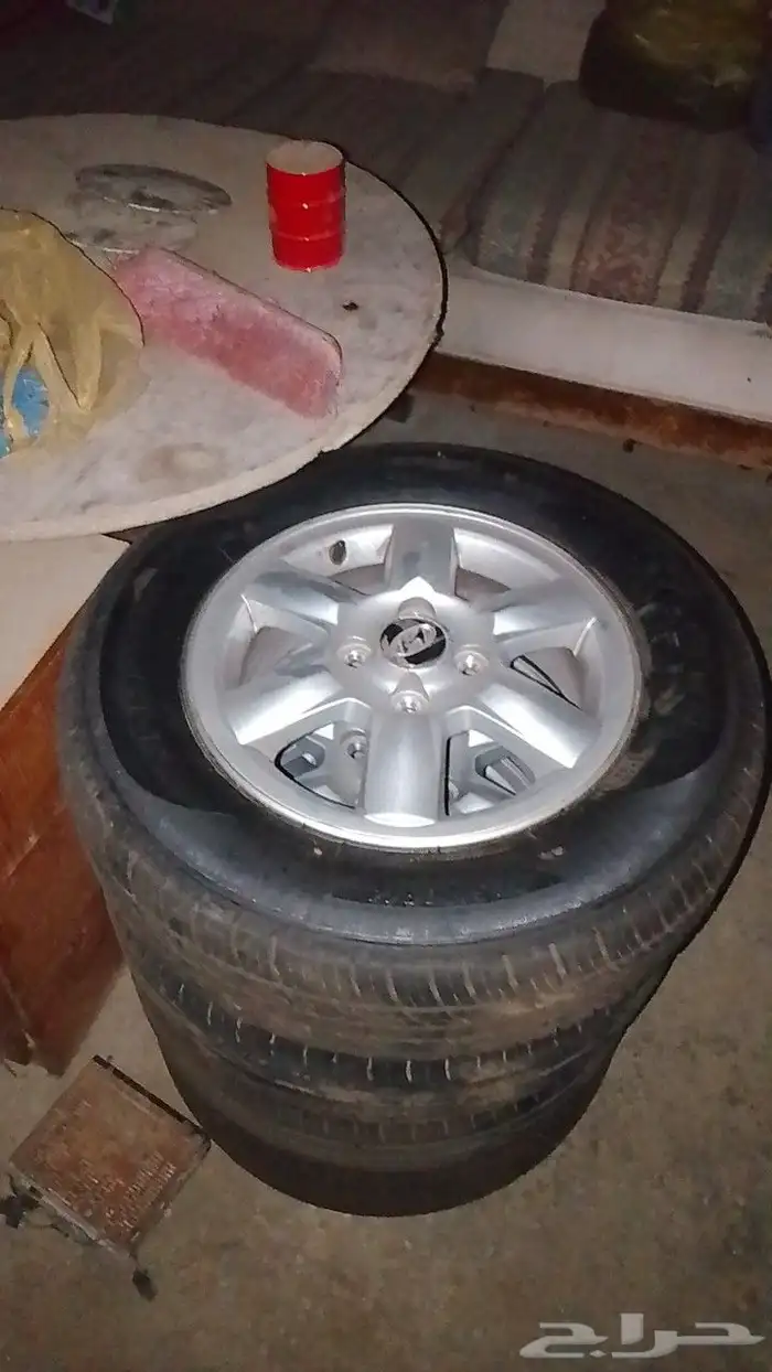 للبيع جنوط اكسنت 2005 الجنوط والكفرات انظاف السعر على السوم 0