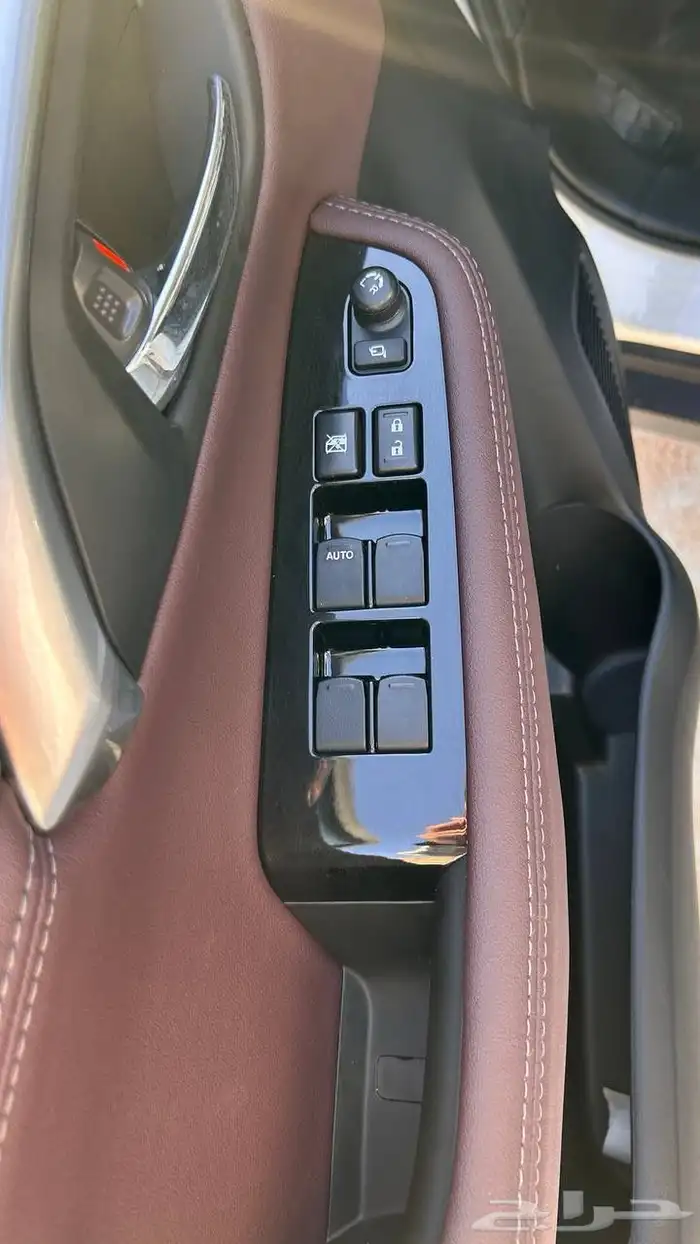 تويوتا اوربان كروزر GLX 2026 لدى شركة عبدالمجيد الخضر 16