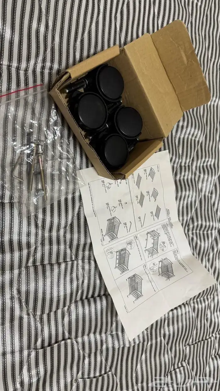 سرير اطفال ابيض الجبيل البلد 1