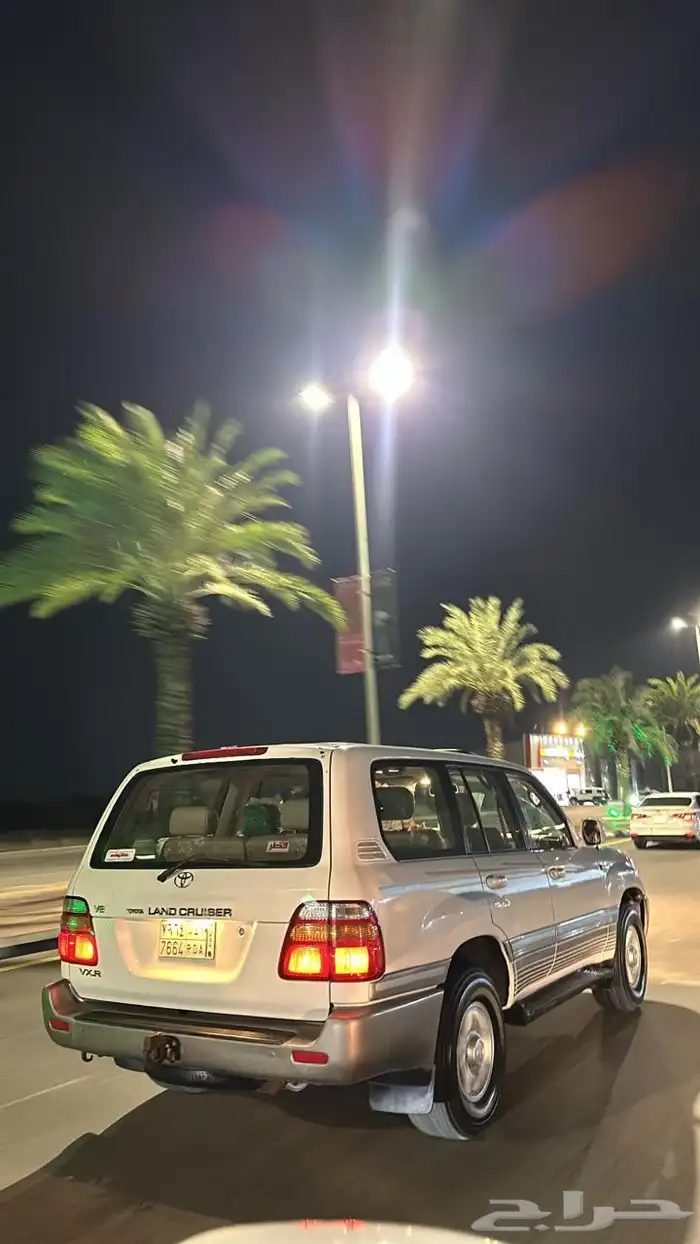لاندكروزر مديل 2002 1
