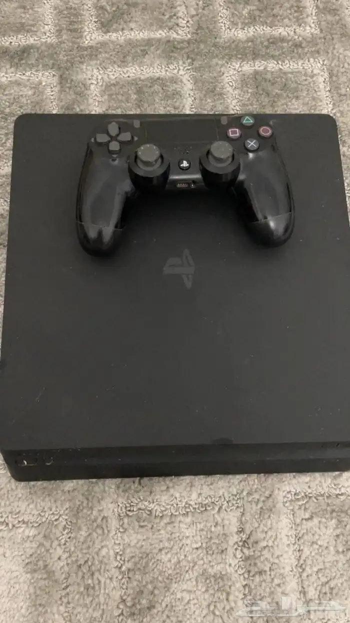 للبيع سوني فور 0