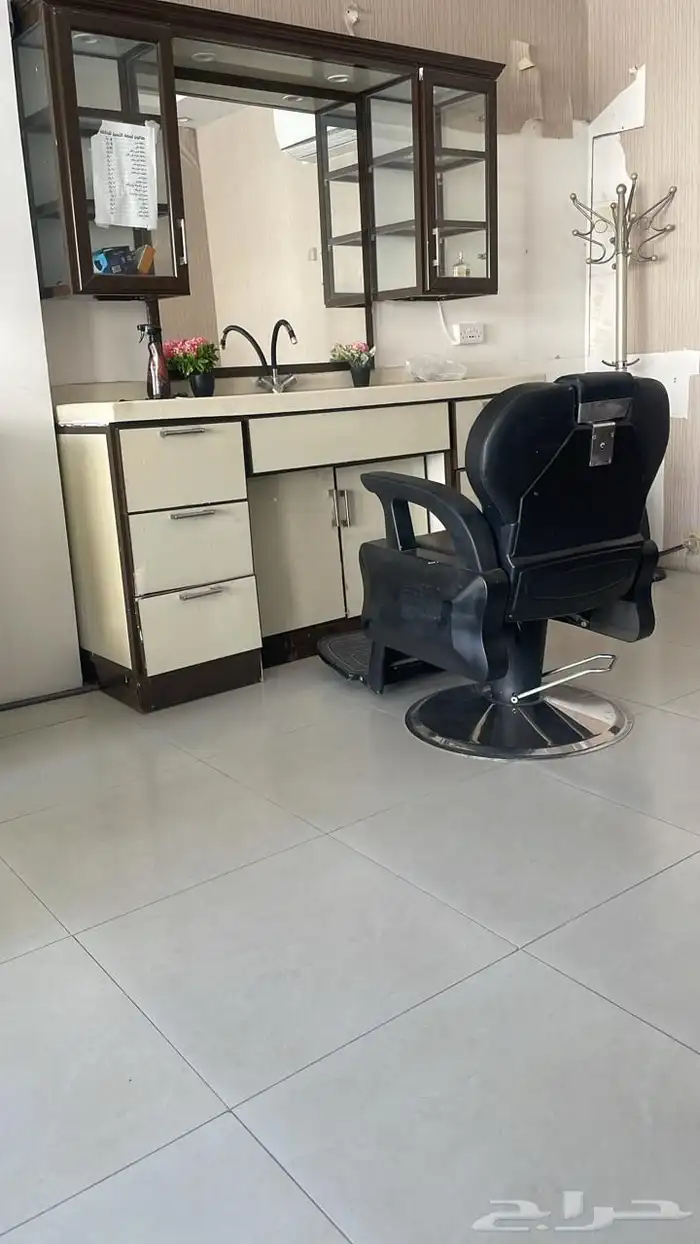 حلاق صالون للبيع 1