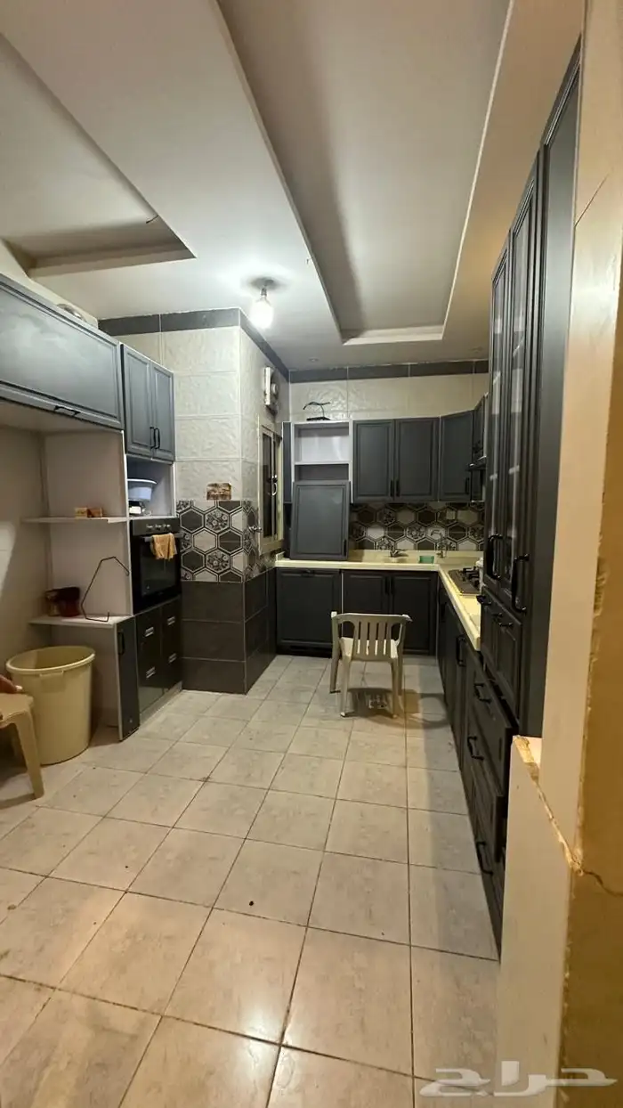 شقة روف 5 غرف وسطح بحي التيسير شهري 12