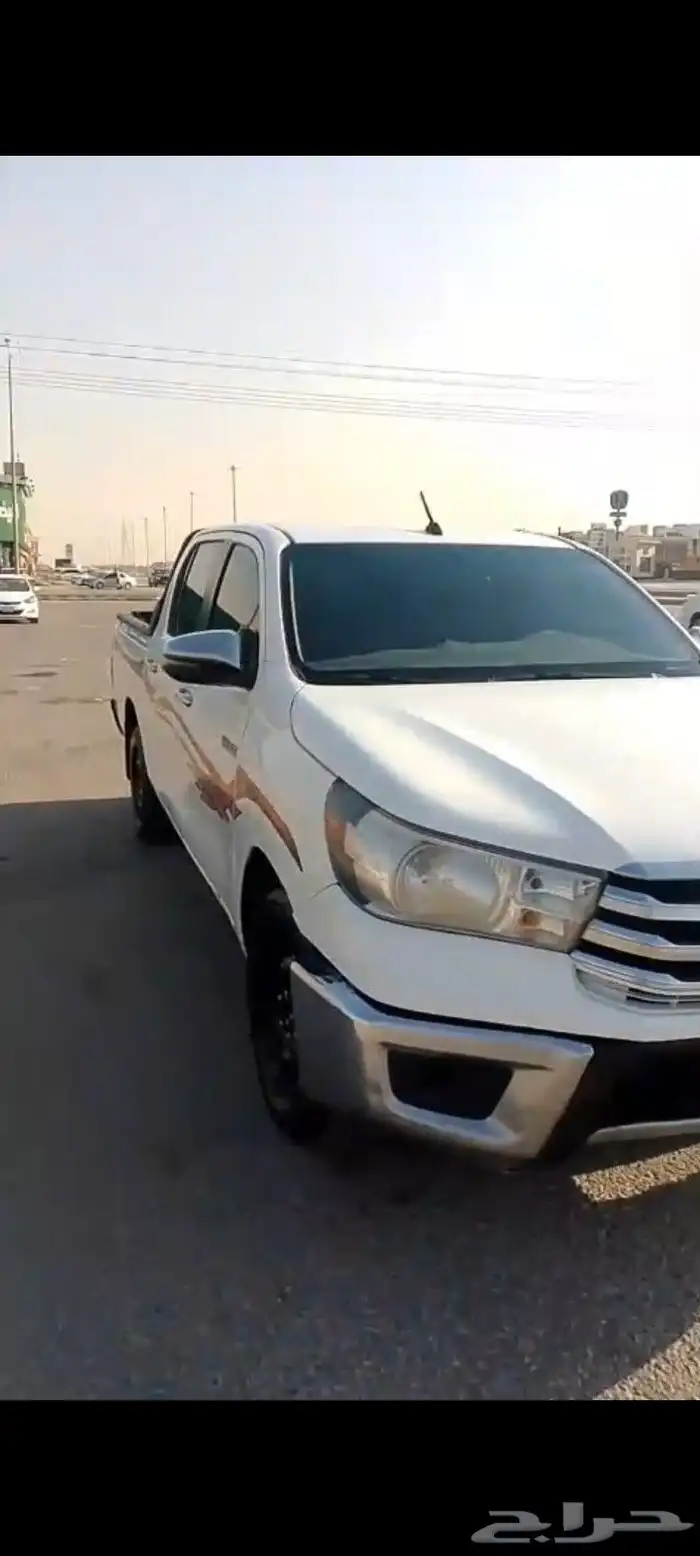 هايلكس 2017 مالك اول موتر نظيف على الشرط ممشاه العداد 400 0