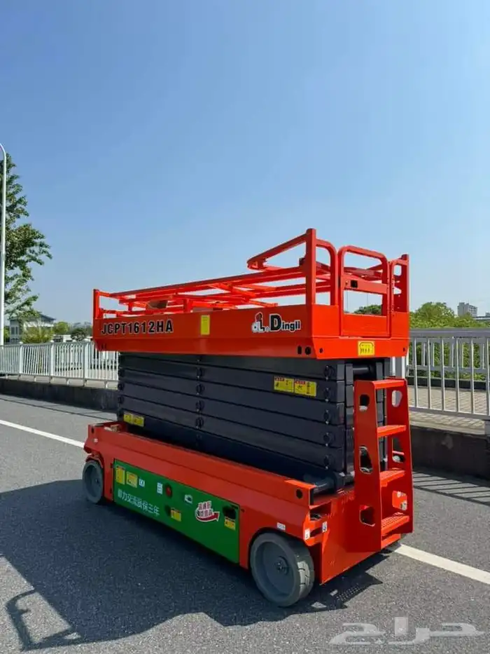 رافعة شوكيه 10طن للايجار شهري سنوي اسبوعي يومي سيزرلفت 5