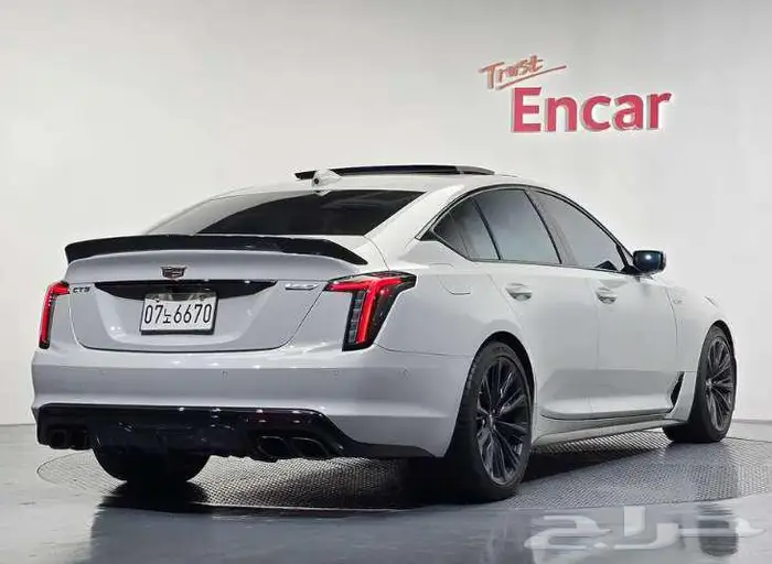 كاديلاك CT5 8V 2022 الميموني للاستيراد من كوريا 2