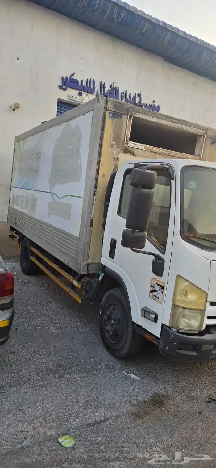 ديناءايسوزو للبيع او البدل بباص تيوتاء ديزل موديل 2017 وفوق 4