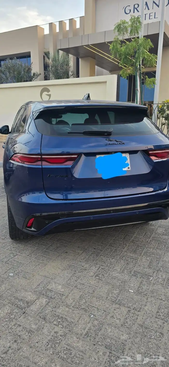 جاكوار اف بيس R dynamic 3