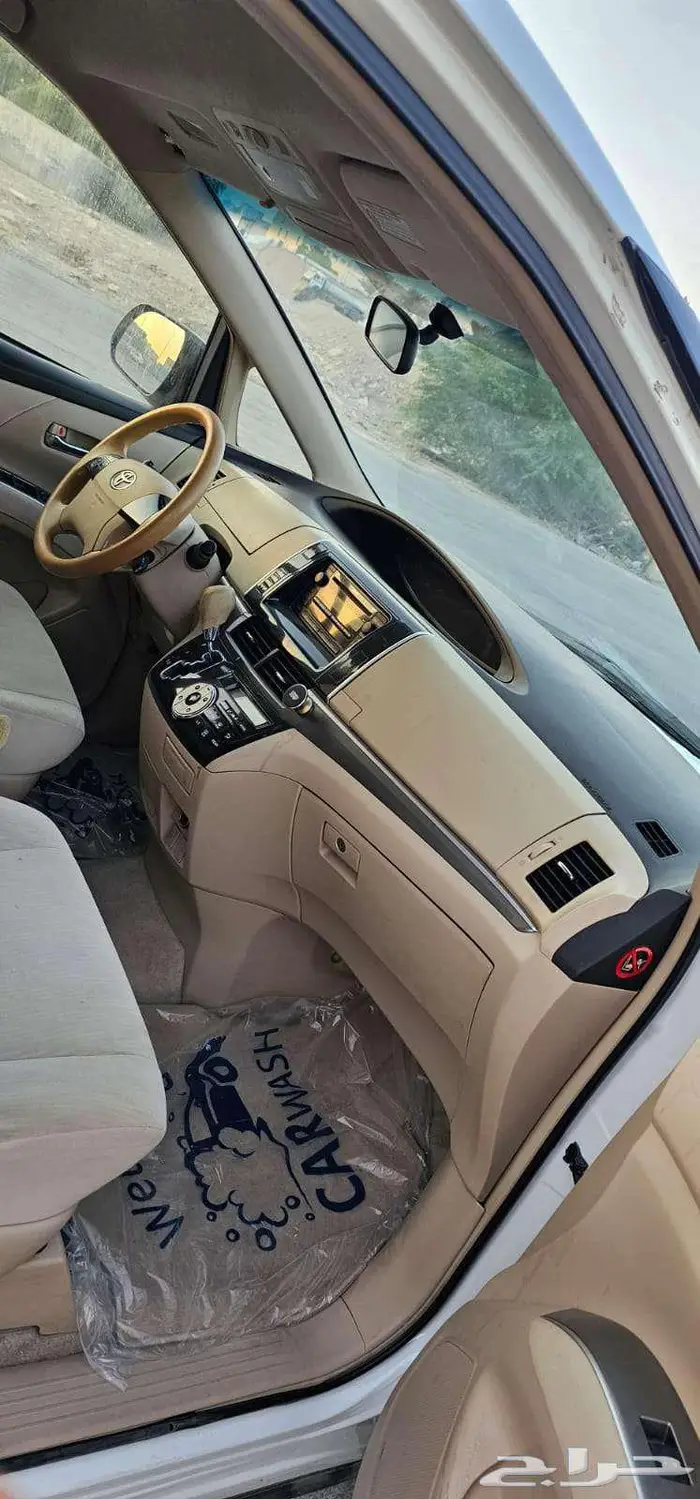 تويوتا بريفيا للبيع موديل 2014 11