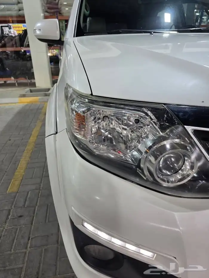 فورتشنر 2015 نظيفة 12