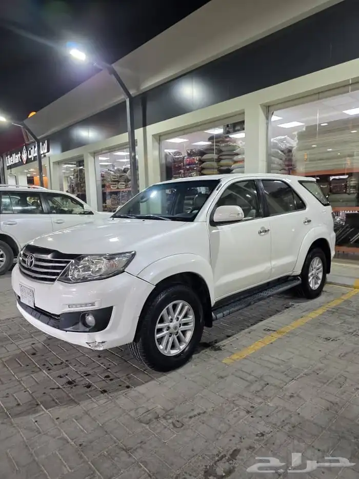 فورتشنر 2015 نظيفة 6