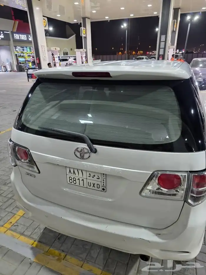 فورتشنر 2015 نظيفة 19