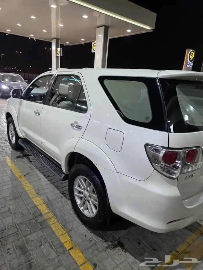 فورتشنر 2015 نظيفة 4