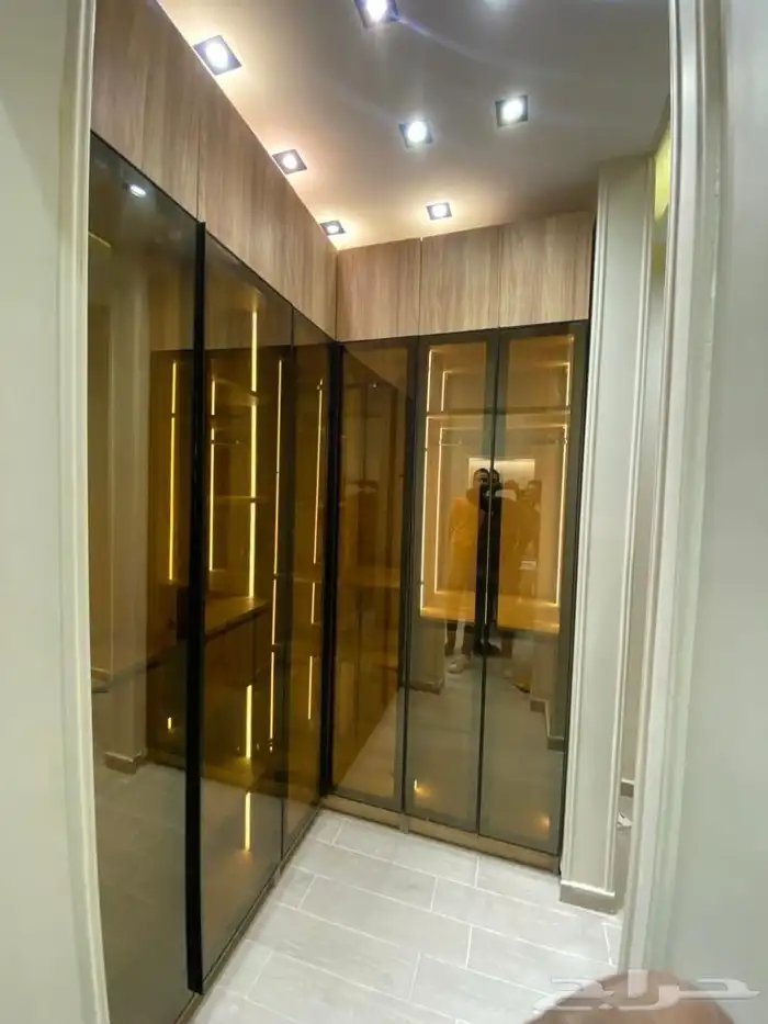 دولاب ملابس خزائن غرفة النوم ديكورات طاولات 9