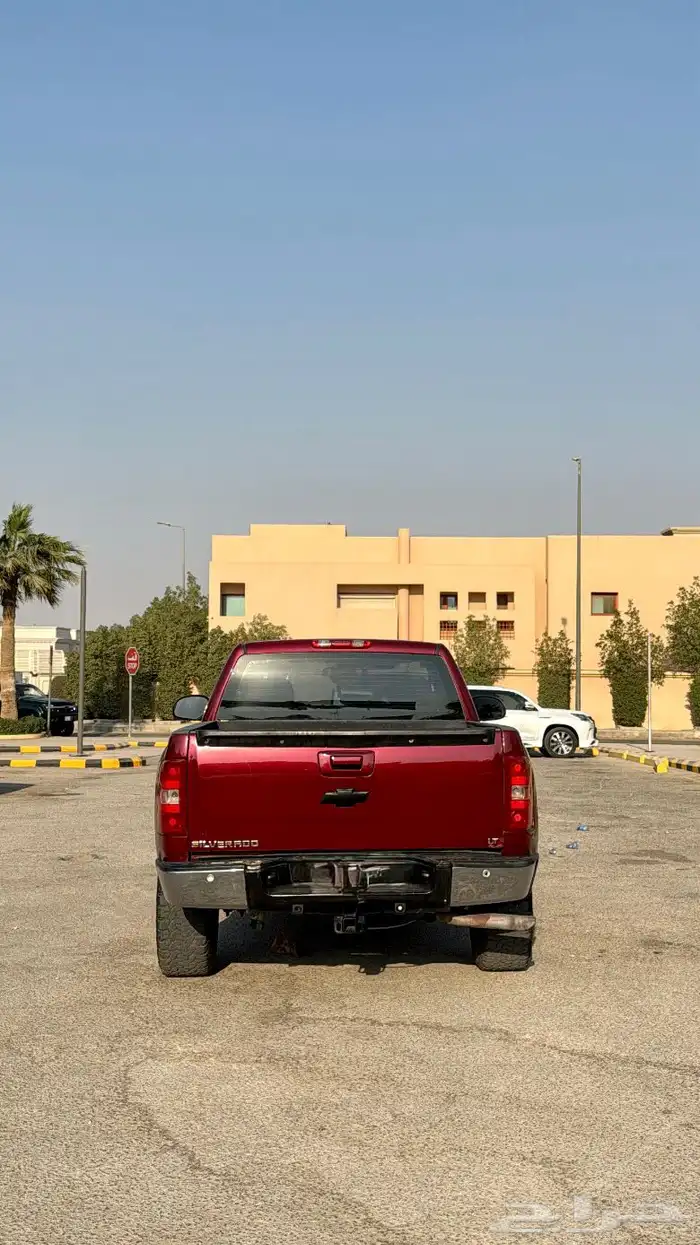 سلفرادو عنابي للبيع 7