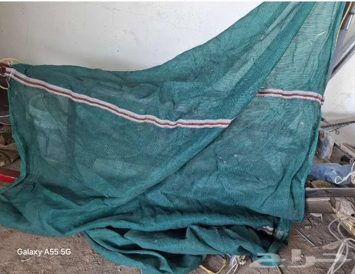 غطاء قلاب صغير ..للبيع نظيف شبه جديد ..على السوم 0